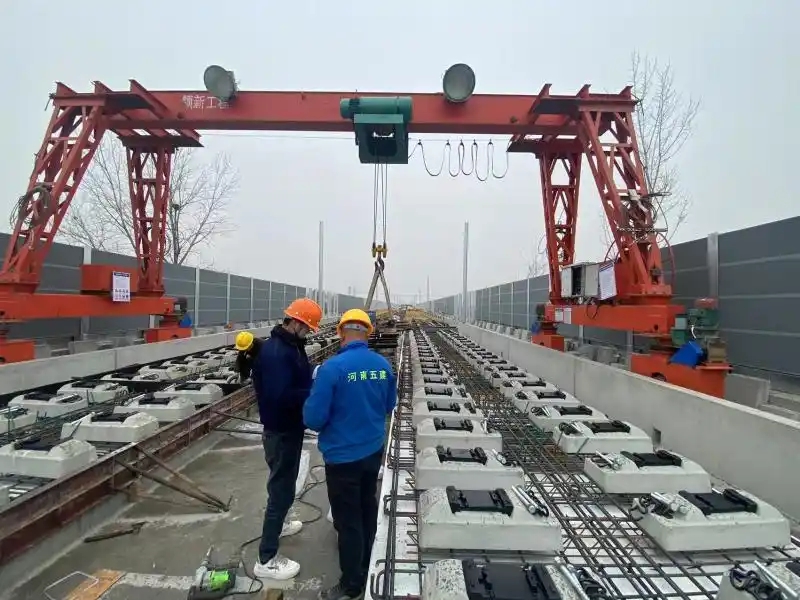 山东鲁起重工机械有限公司：助力轨道建设，展现专业实力